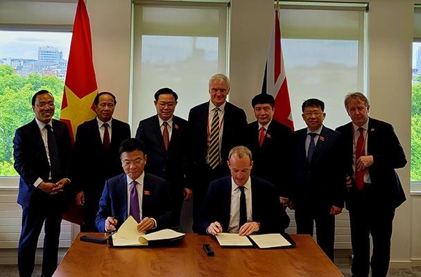 Bộ Tư pháp Việt Nam và Bộ Tư pháp Vương quốc Anh ký Ý định thư hợp tác